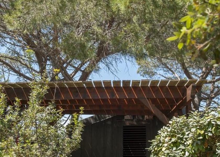 Corsica Porto-Vecchio Interior Entrance