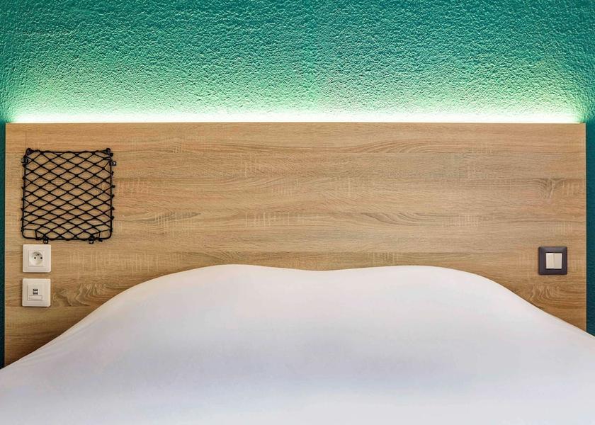 Ile-de-France Les Ulis Room