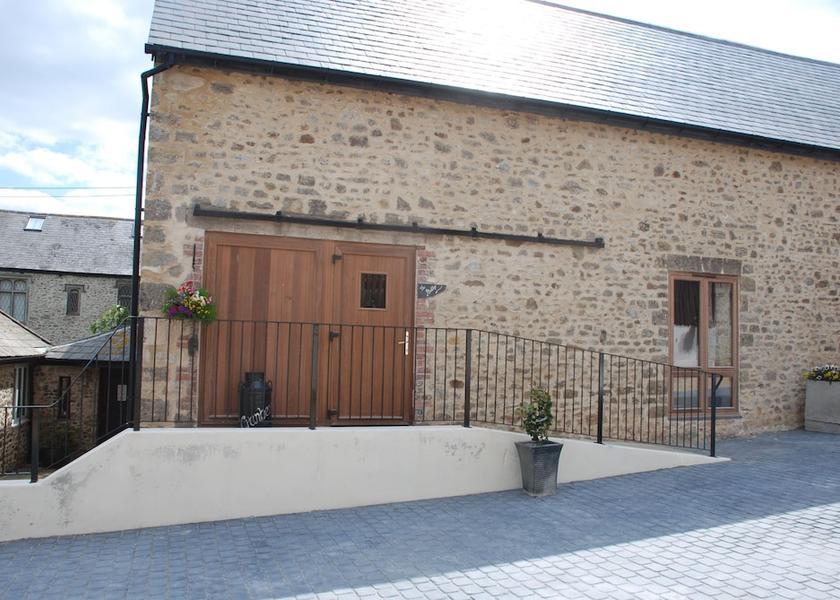 England Axminster Entrance