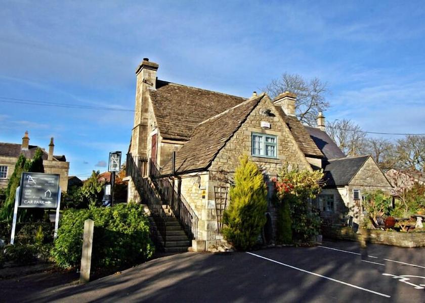 England Trowbridge Exterior Detail