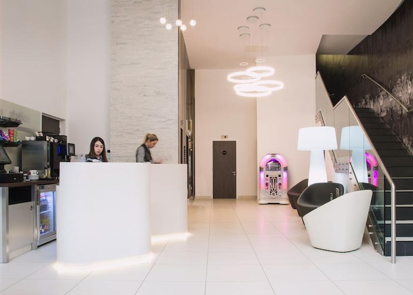 Scotland Glasgow Reception