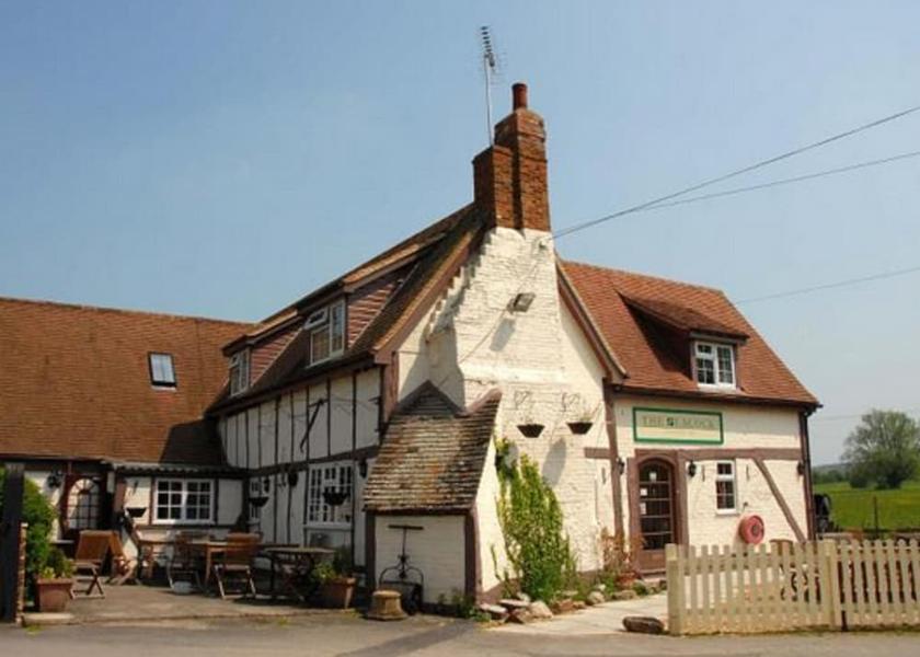 England Chinnor Interior Entrance