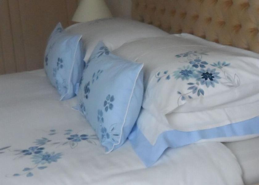 England Saltash Room