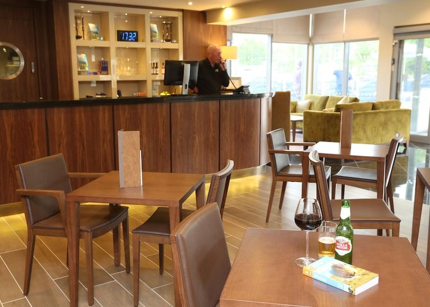Wales Pontypool Reception