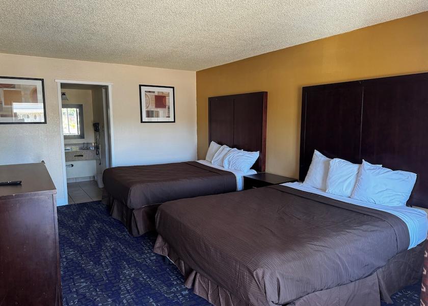 California Redding Room