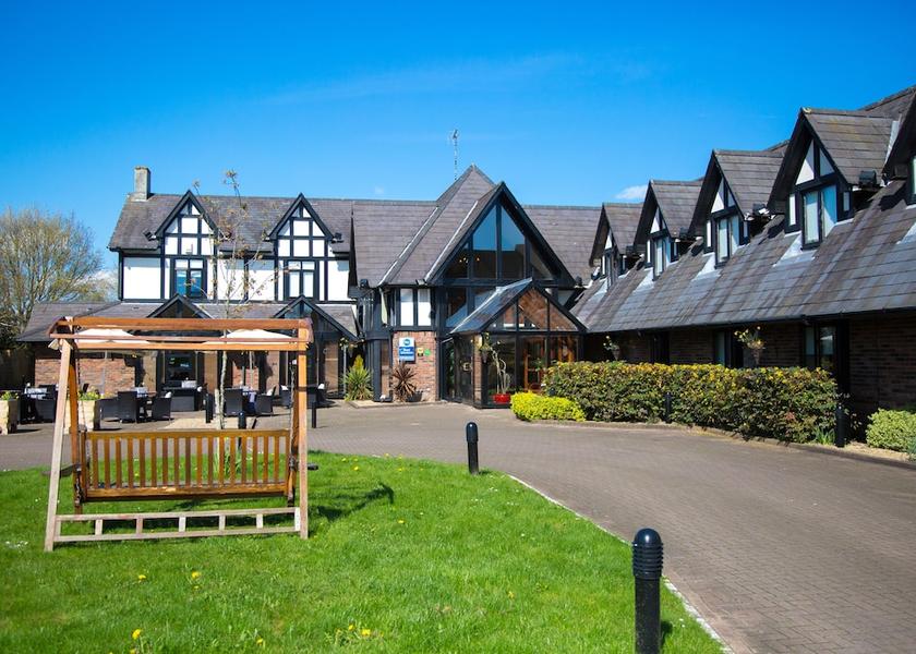 England Wotton-under-Edge Garden