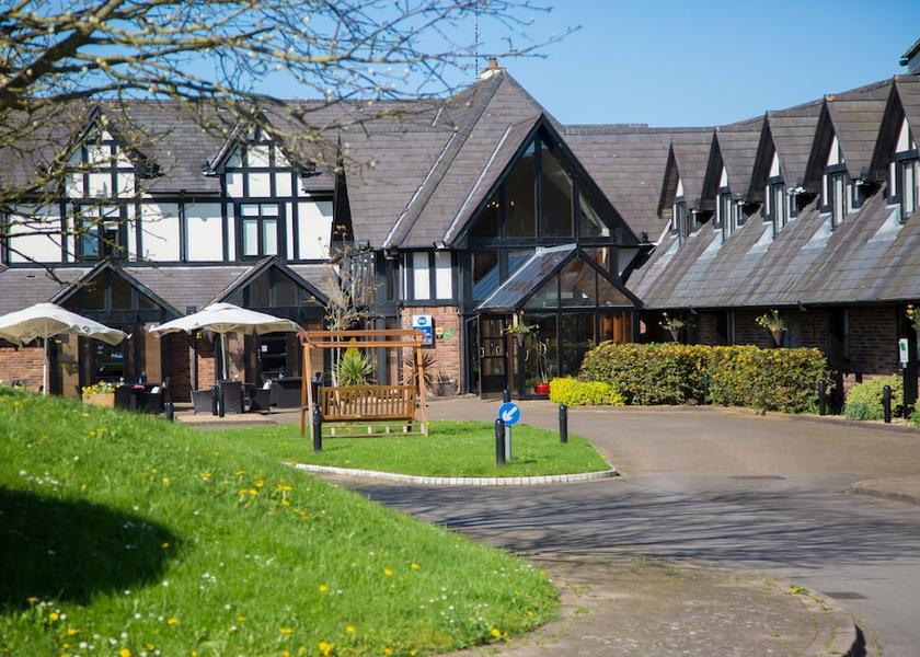 England Wotton-under-Edge Exterior Detail