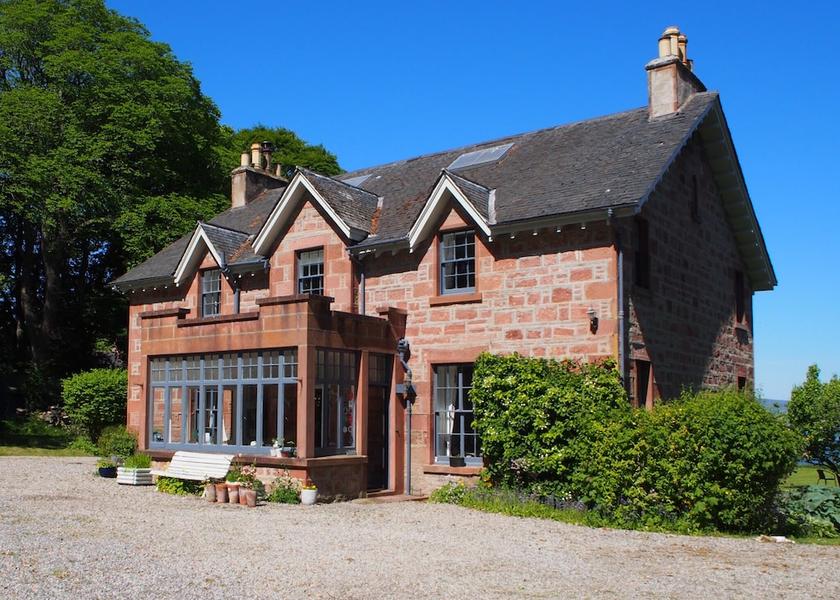 Scotland Cromarty Front of property