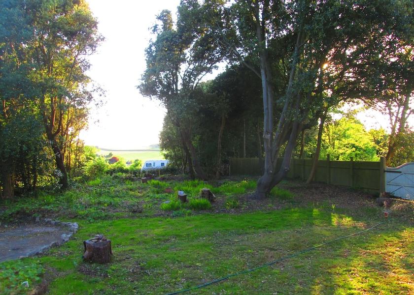 England Totland Bay Property Grounds