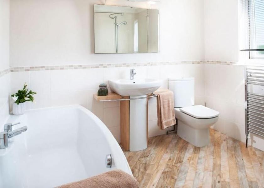 England Hayle Bathroom