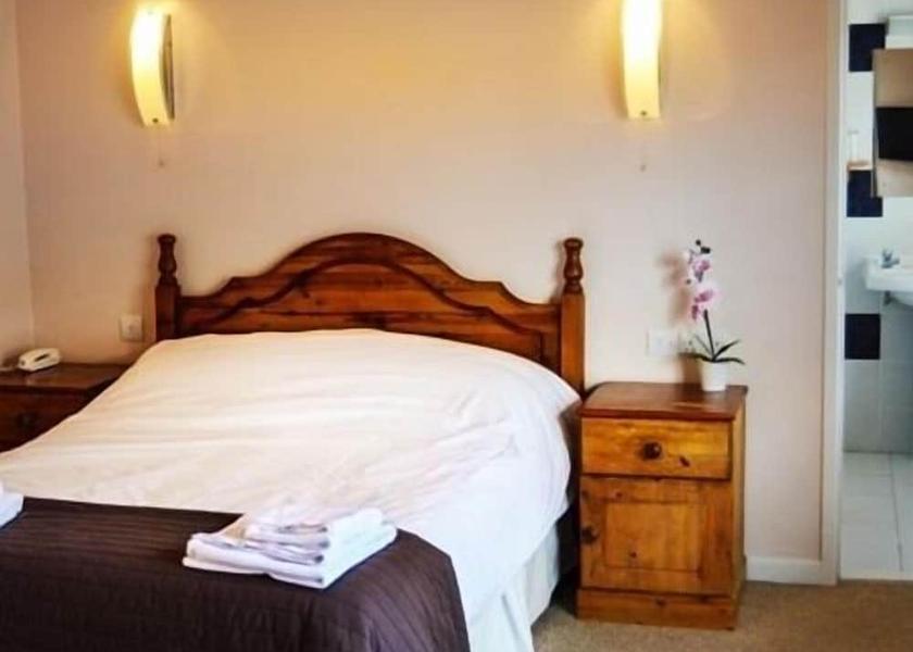 England Sudbury Room