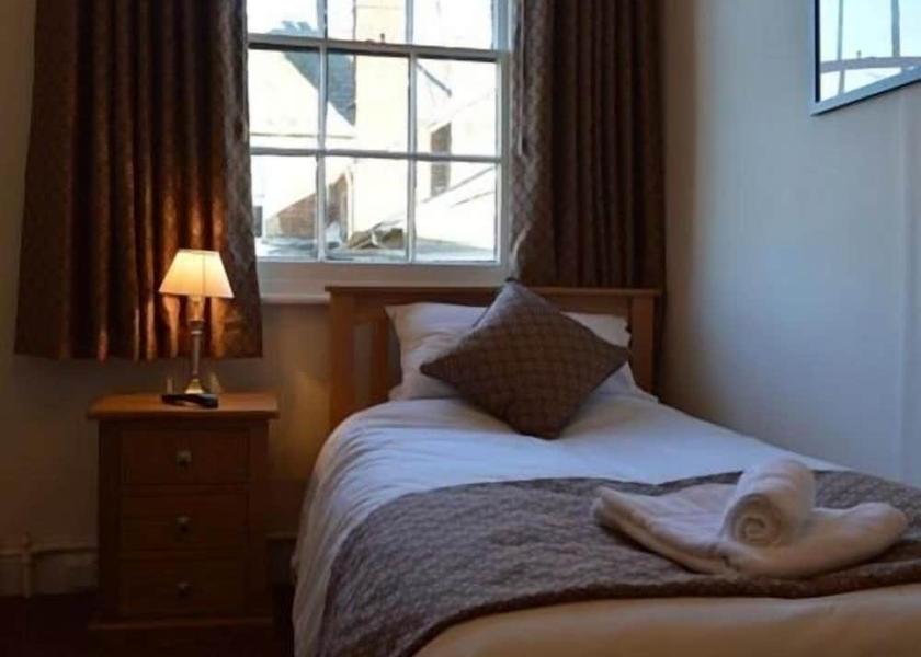 England Sudbury Room