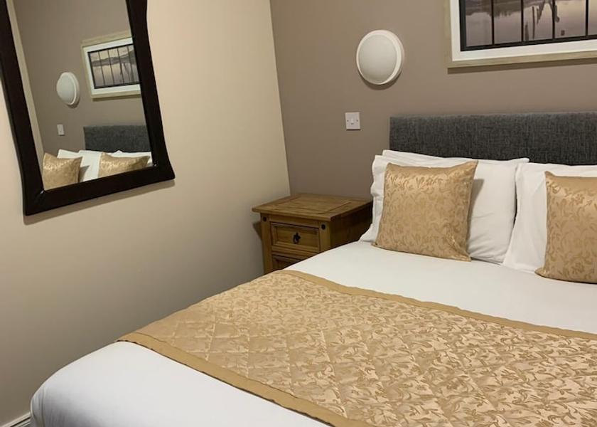 Scotland Dingwall Room