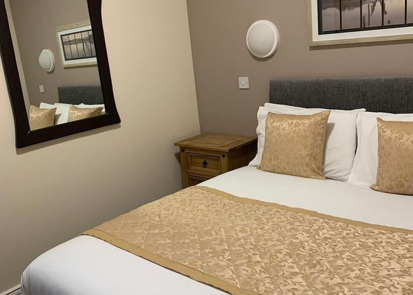 Scotland Dingwall Room