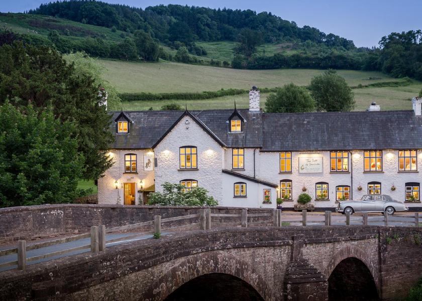 Wales Abergavenny Hotel Exterior