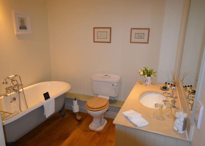 Wales Abergavenny Bathroom