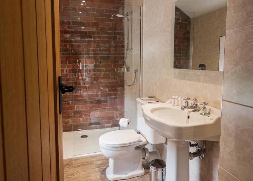 England Alnwick double room-ensuite with shower