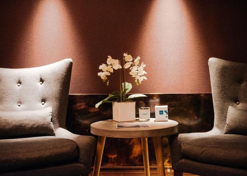 Scotland johnstone Bar