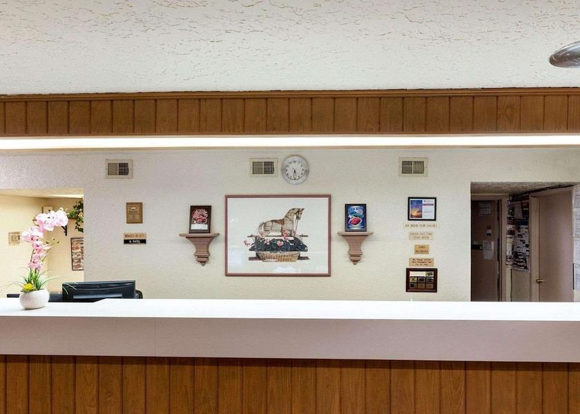 Texas Jasper Lobby
