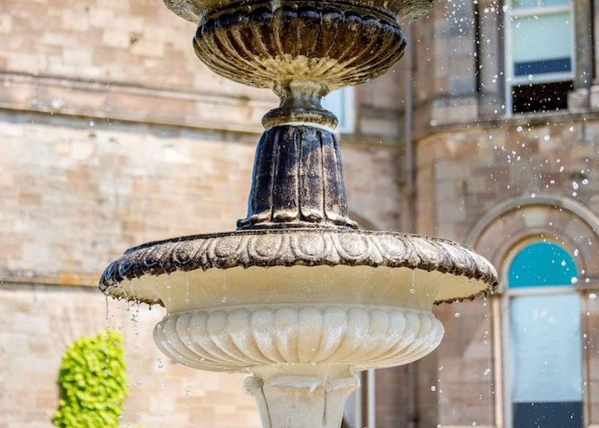 Scotland Biggar Courtyard