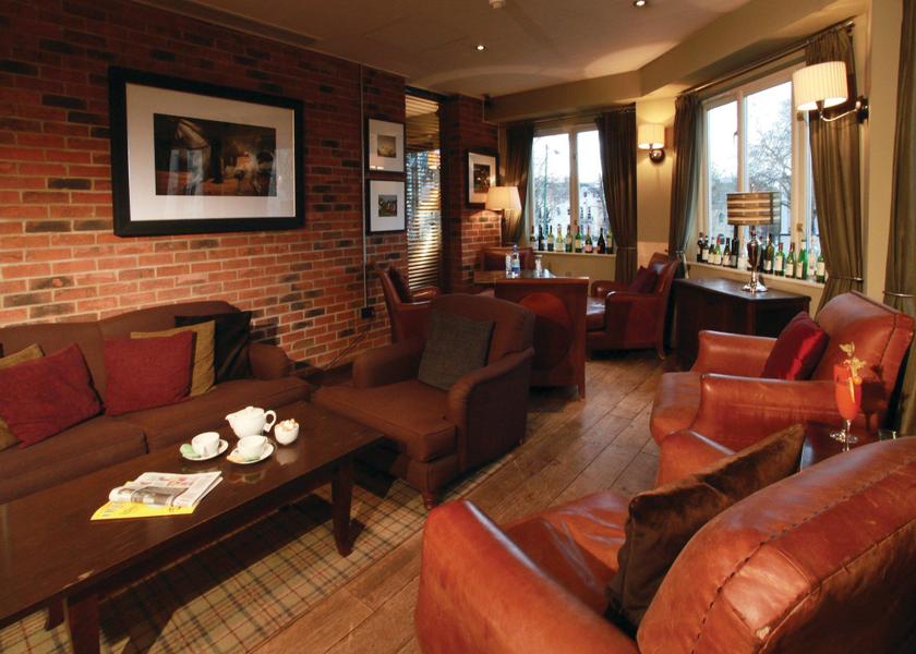 England Cheltenham bar