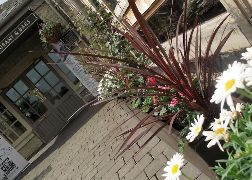England Kidlington Entrance