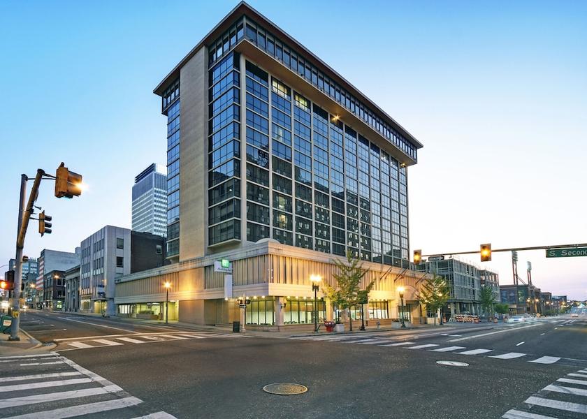 Tennessee Memphis Exterior Detail