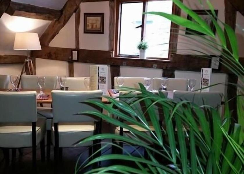 Wales Rhayader Restaurant