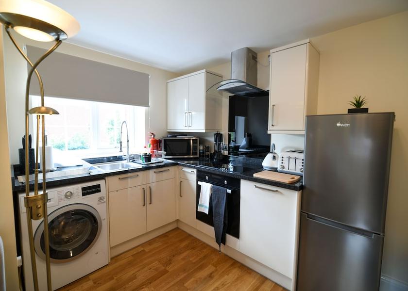 England Cambridge Kitchen