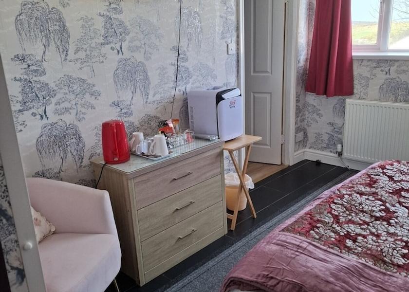 Wales Rhosgoch Room