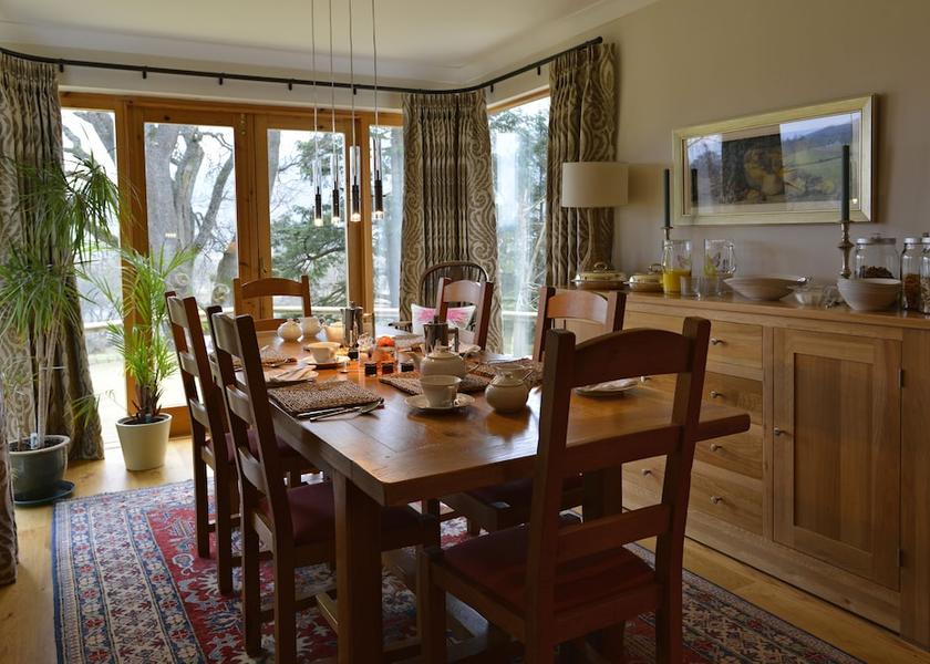 Scotland Aberfeldy Breakfast Area