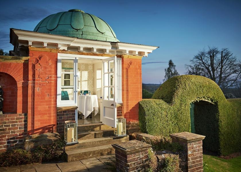 England Guildford Outdoor Dining