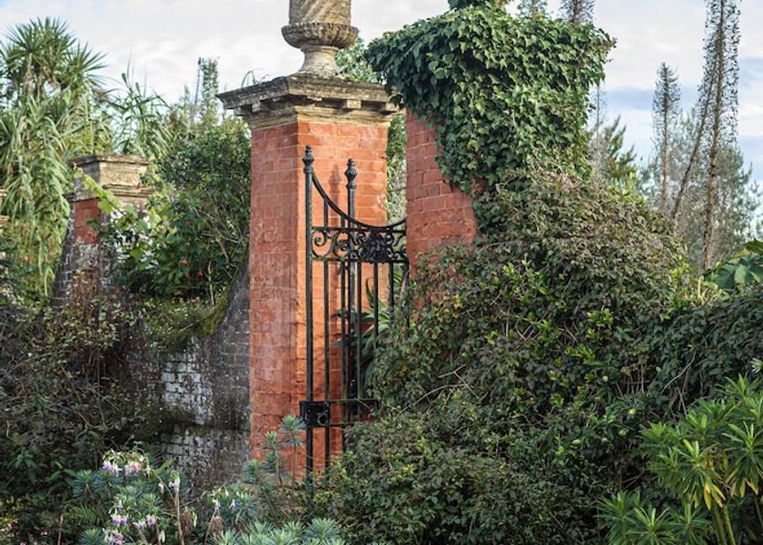 England Guildford Garden