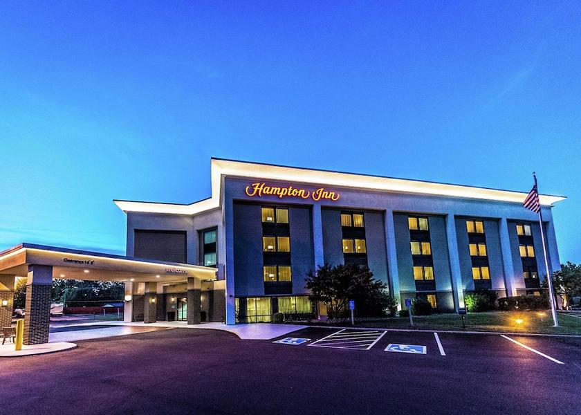 Missouri St. Charles Exterior Detail