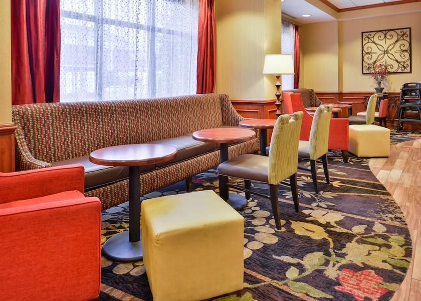 Virginia Emporia Lobby