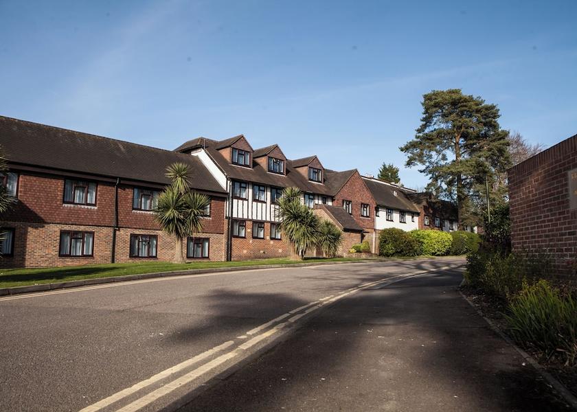 England East Grinstead Exterior Detail