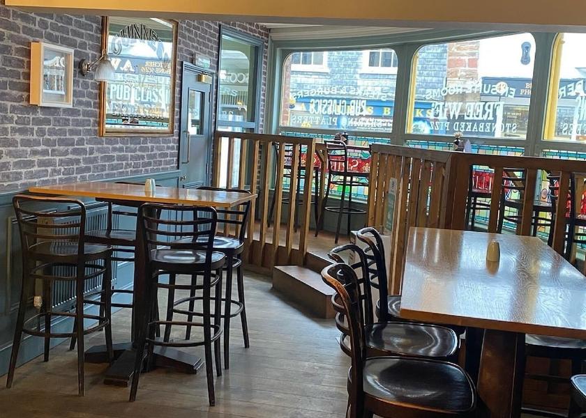 England Totnes Dining Area