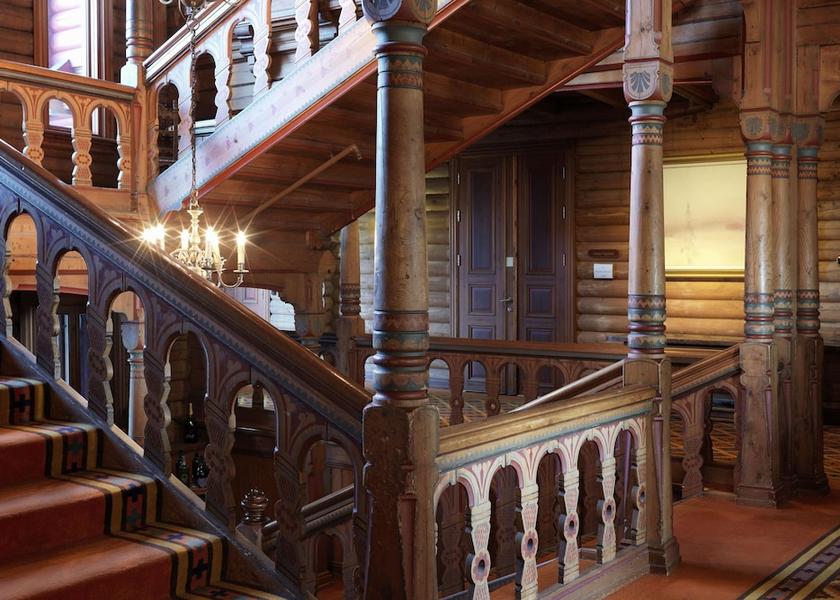  Oslo Staircase