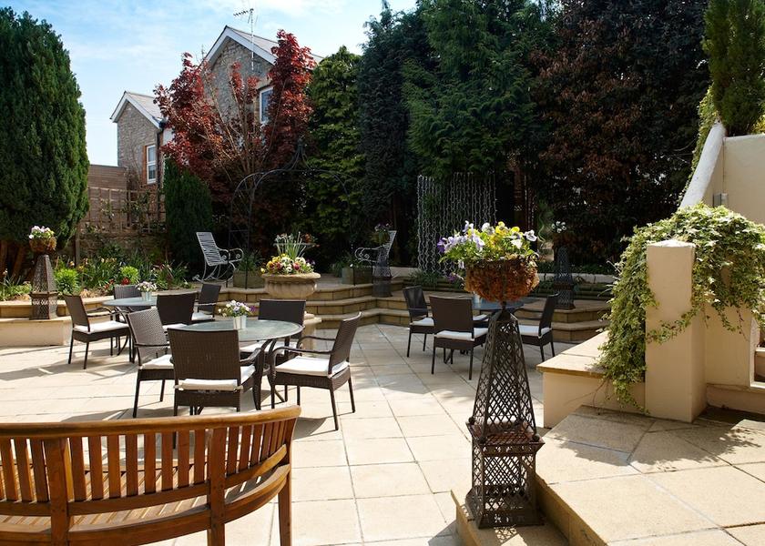 Wales Cowbridge Garden