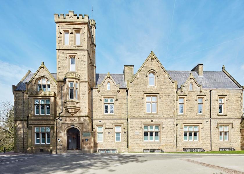 England Cheadle Facade