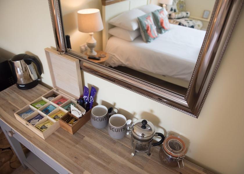 England Broadway Room