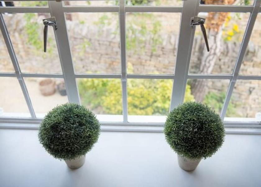 England Broadway Room