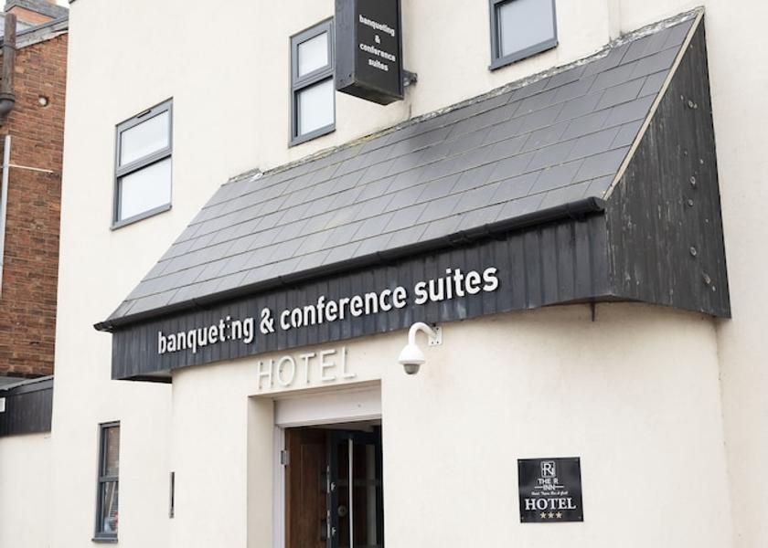 England Kettering Exterior Detail