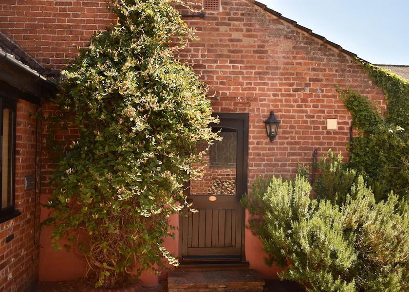 England Dereham Exterior Detail