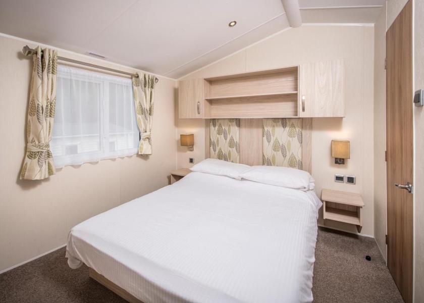 England Burnham-on-Sea 2 Bedroom Gold Caravan