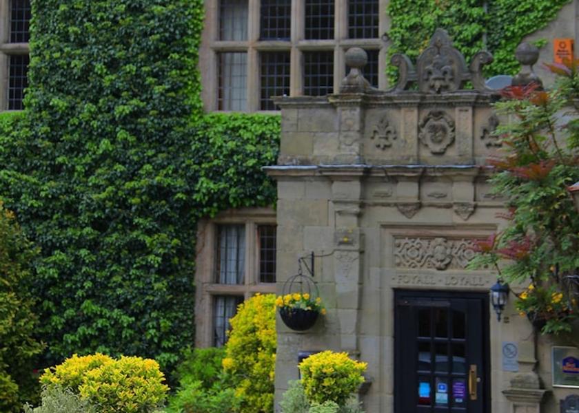 England Bedworth Facade