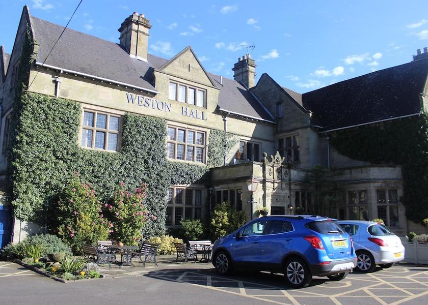 England Bedworth Facade