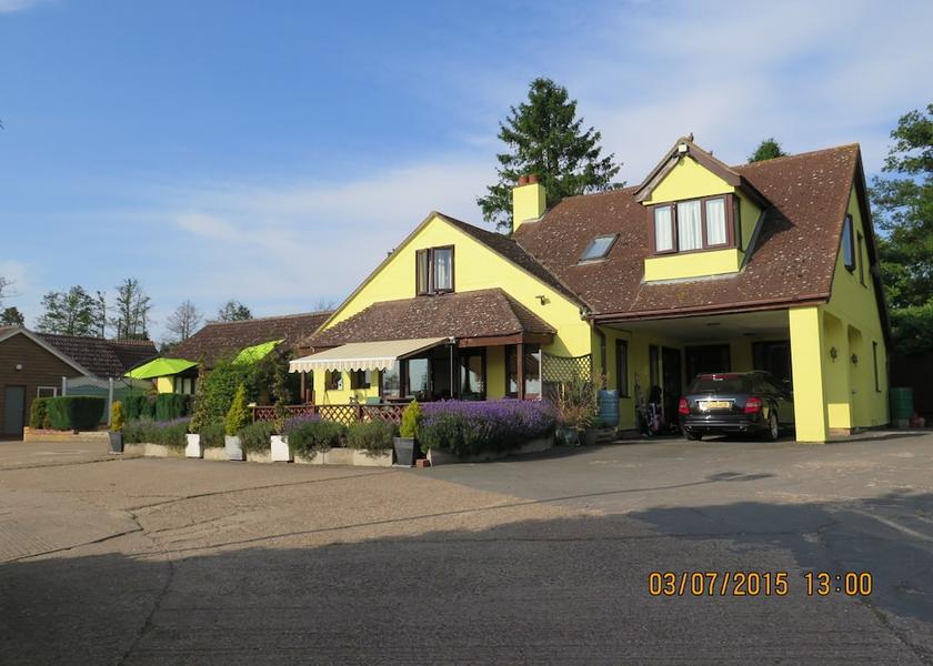 England Halstead Exterior Detail