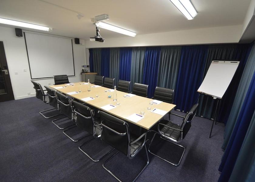 England Uxbridge Business Centre