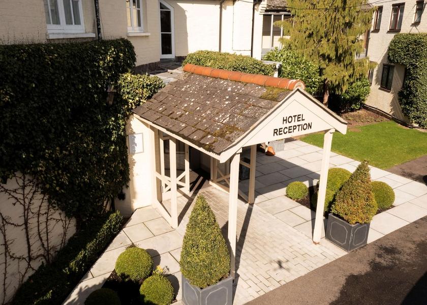 England Ingatestone Exterior